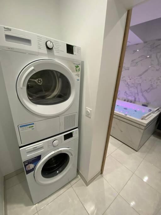 Maison Avec Jacuzzi - Louvres Proche Roissy Cdg - Paris Ngoại thất bức ảnh